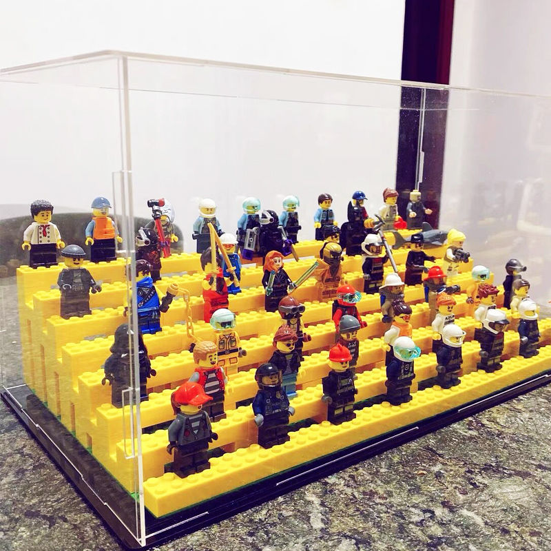 Compatible with small particle - Lego Minifigure Holder review and price